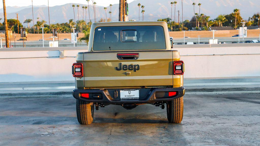 new 2025 Jeep Gladiator car, priced at $39,540