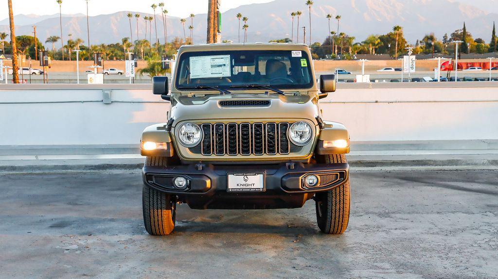 new 2025 Jeep Gladiator car, priced at $39,540