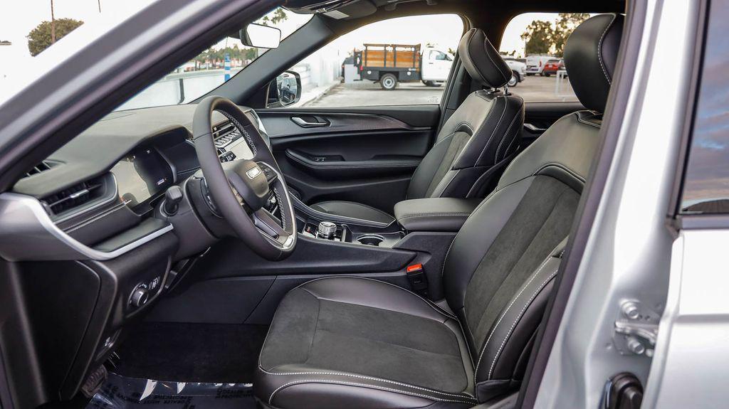 new 2025 Jeep Grand Cherokee L car, priced at $38,795