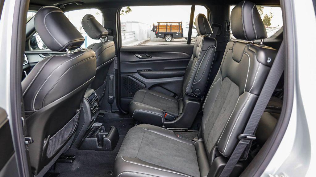 new 2025 Jeep Grand Cherokee L car, priced at $38,795