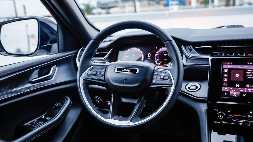 used 2023 Jeep Grand Cherokee car, priced at $26,795