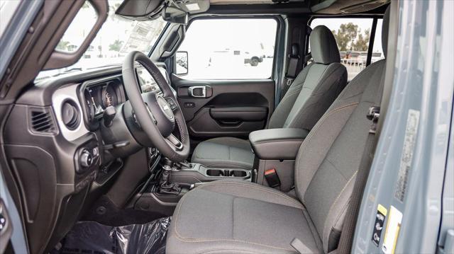 new 2025 Jeep Wrangler car, priced at $40,175