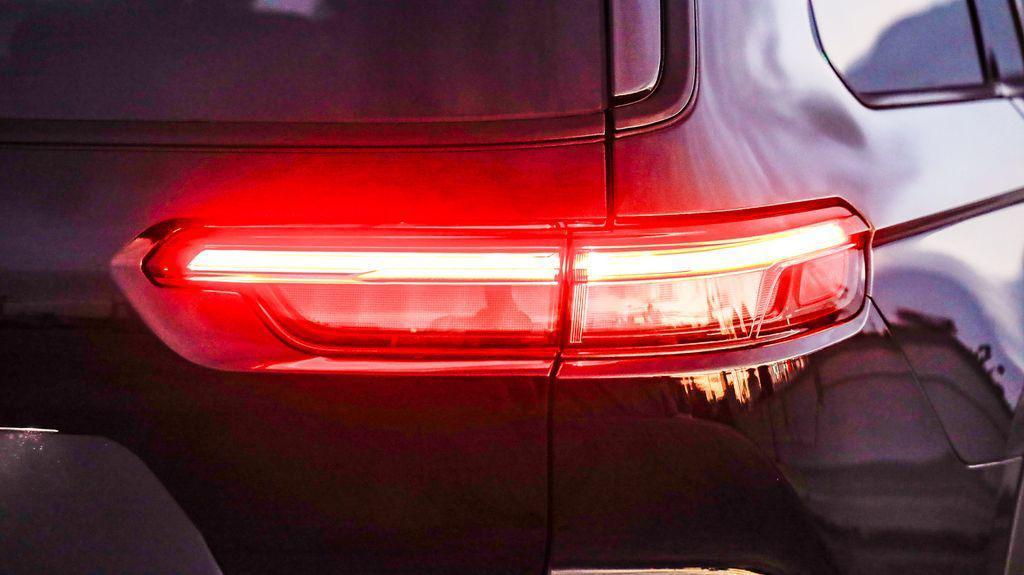 new 2025 Jeep Grand Cherokee L car, priced at $39,755
