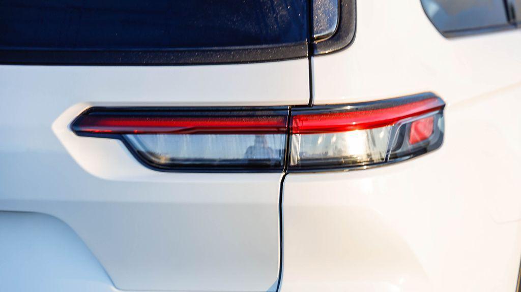 new 2025 Jeep Grand Cherokee L car, priced at $38,519
