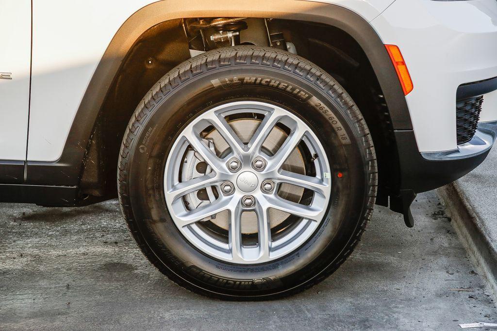 new 2025 Jeep Grand Cherokee L car, priced at $31,762