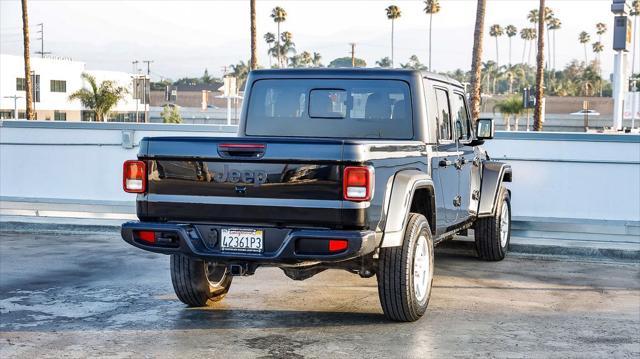 used 2023 Jeep Gladiator car, priced at $27,495