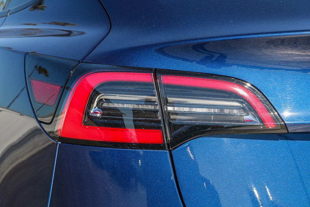 used 2021 Tesla Model 3 car, priced at $15,695