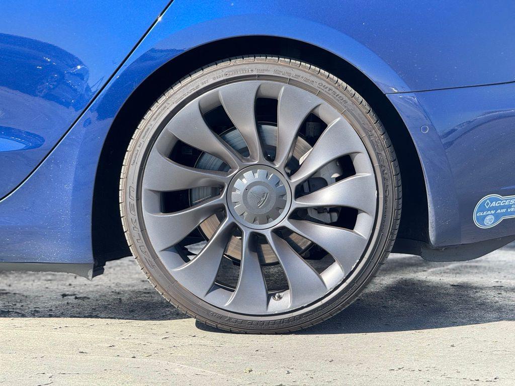 used 2021 Tesla Model 3 car, priced at $16,595