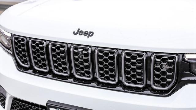 new 2025 Jeep Grand Cherokee car, priced at $68,625