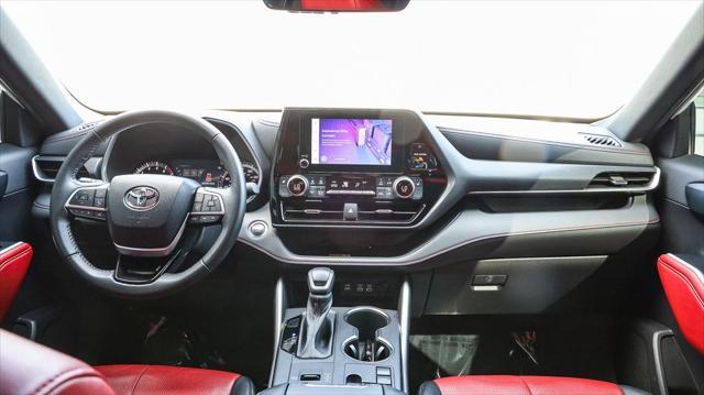 used 2023 Toyota Highlander car, priced at $37,495