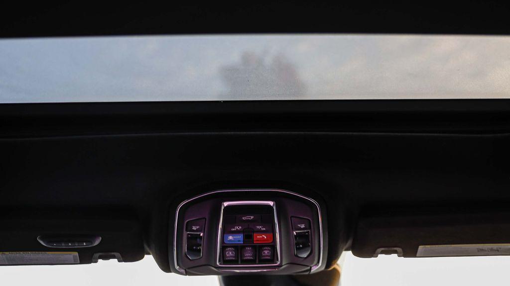 new 2025 Jeep Grand Cherokee car, priced at $59,818