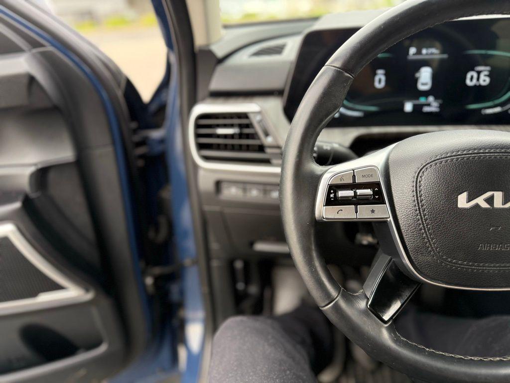 used 2023 Kia Telluride car, priced at $38,495