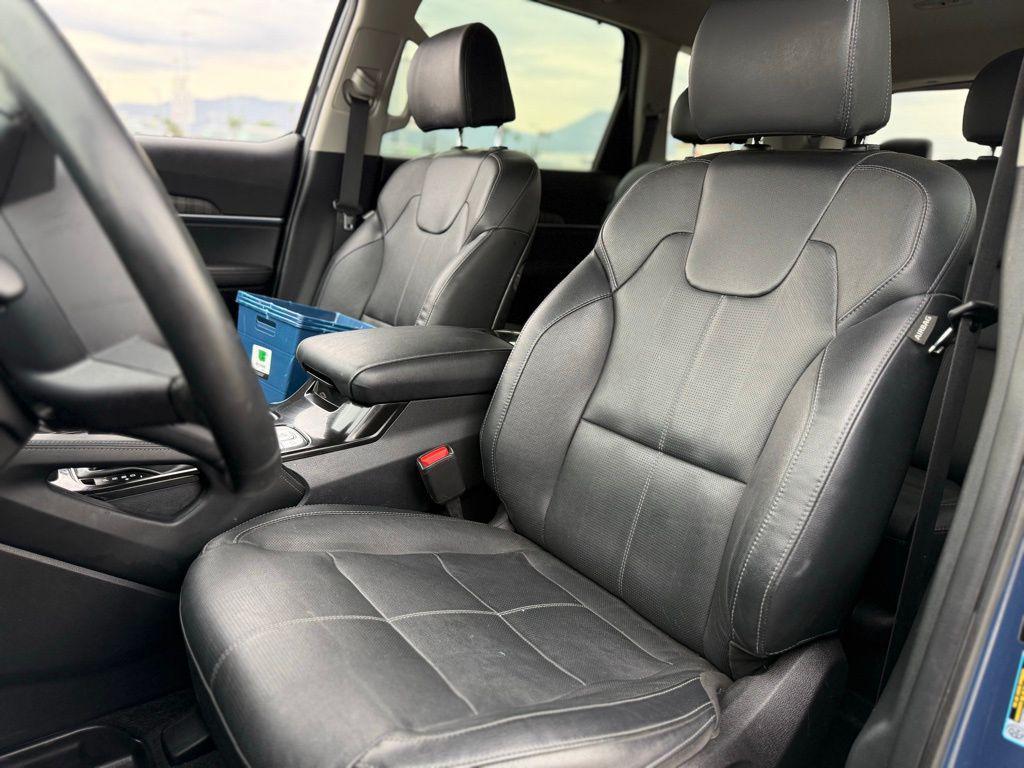 used 2023 Kia Telluride car, priced at $38,495