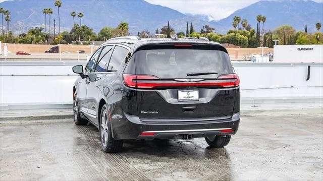 new 2025 Chrysler Pacifica car, priced at $48,125