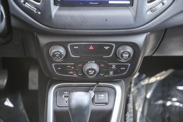 used 2020 Jeep Compass car, priced at $14,495