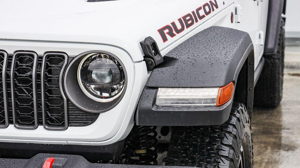 new 2025 Jeep Wrangler car, priced at $48,140
