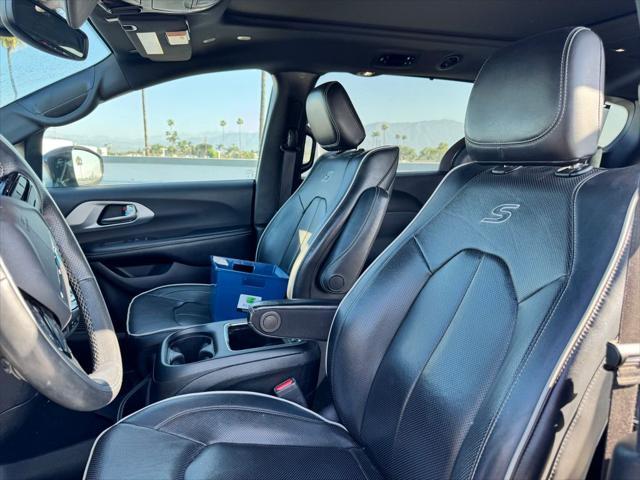 used 2020 Chrysler Pacifica Hybrid car, priced at $23,995