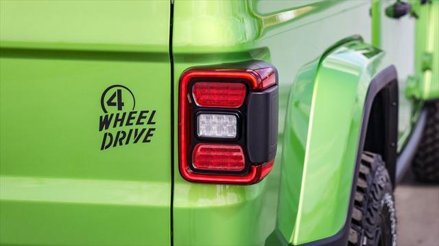 new 2025 Jeep Gladiator car, priced at $43,705