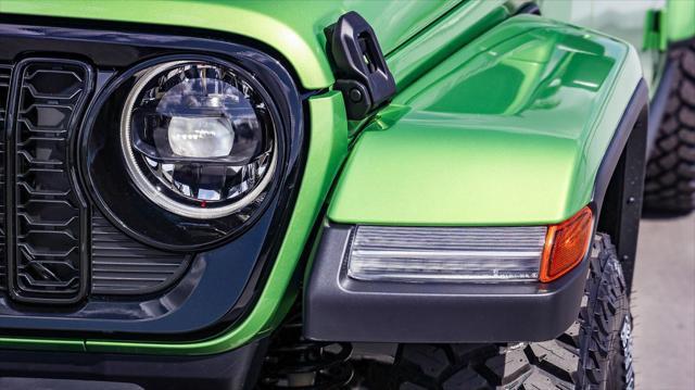 new 2025 Jeep Gladiator car, priced at $43,705