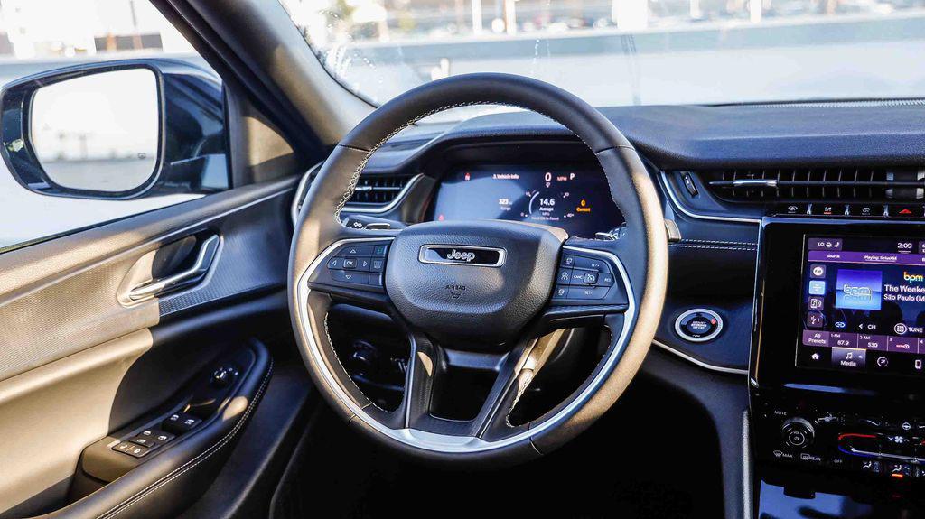new 2025 Jeep Grand Cherokee car, priced at $35,708