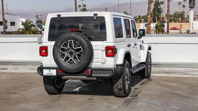 new 2025 Jeep Wrangler car, priced at $48,670