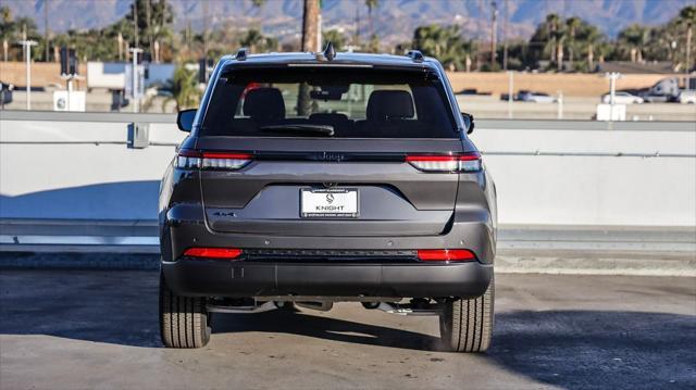 new 2025 Jeep Grand Cherokee car, priced at $38,175