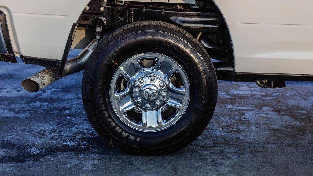 new 2025 Ram 2500 car, priced at $60,033