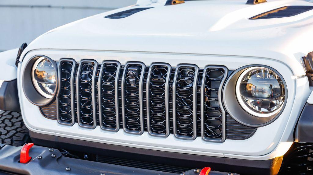 new 2025 Jeep Wrangler car, priced at $58,495