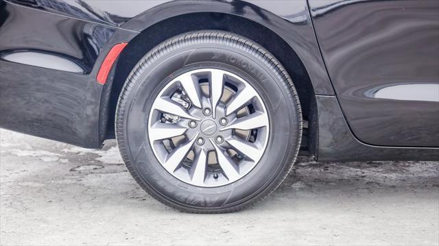 used 2024 Chrysler Pacifica Hybrid car, priced at $34,495