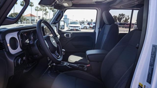new 2025 Jeep Wrangler car, priced at $39,485