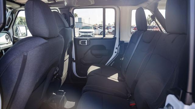 new 2025 Jeep Wrangler car, priced at $39,485