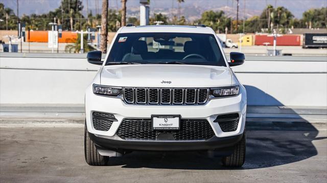 new 2025 Jeep Grand Cherokee car, priced at $34,375