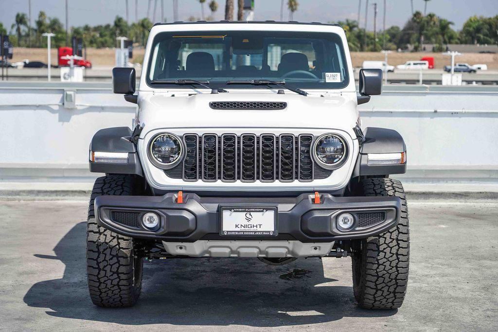new 2025 Jeep Gladiator car, priced at $40,503