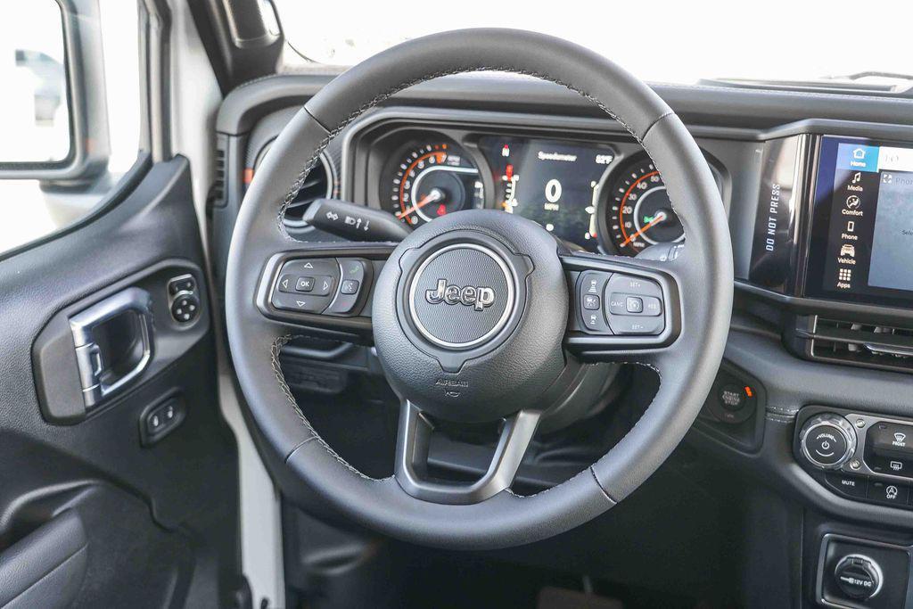 new 2025 Jeep Gladiator car, priced at $40,503