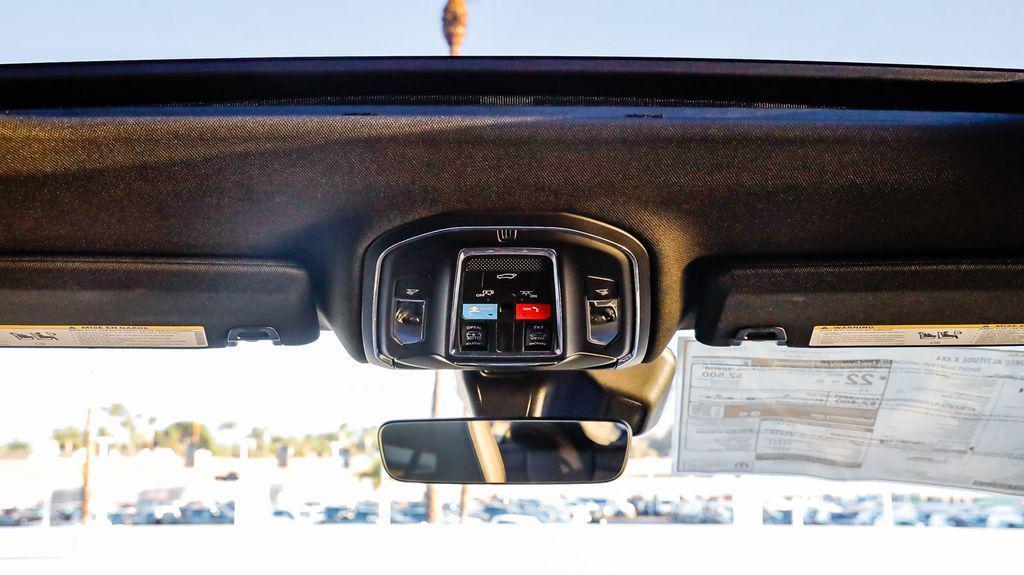 new 2025 Jeep Grand Cherokee car, priced at $38,462