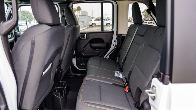 new 2025 Jeep Wrangler car, priced at $39,580