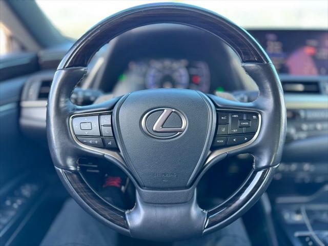 used 2019 Lexus ES 300h car, priced at $25,995