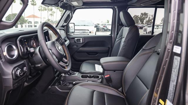 new 2025 Jeep Gladiator car, priced at $38,890