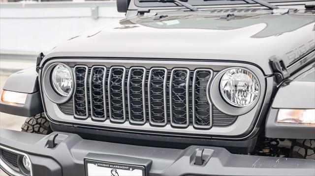 new 2025 Jeep Gladiator car, priced at $38,890