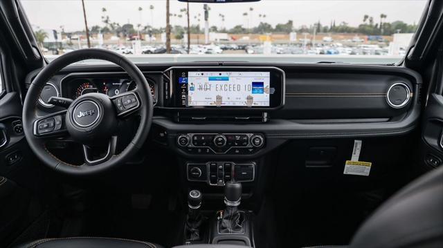 new 2025 Jeep Gladiator car, priced at $38,890