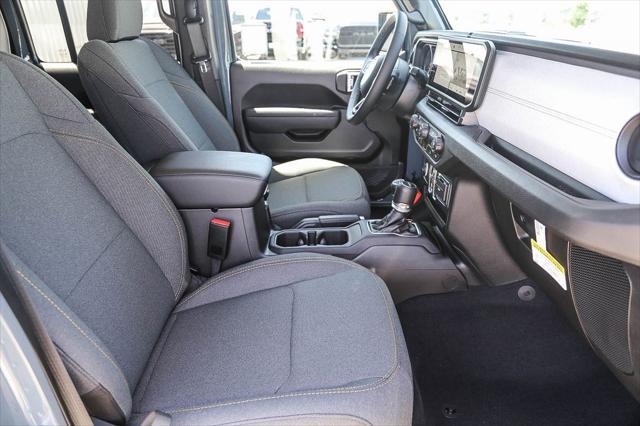 new 2025 Jeep Gladiator car, priced at $40,440