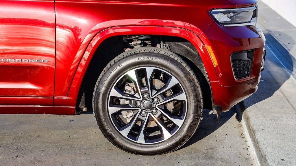 used 2021 Jeep Grand Cherokee L car, priced at $31,595