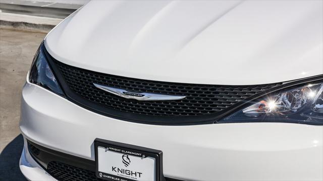 new 2025 Chrysler Voyager car, priced at $35,190