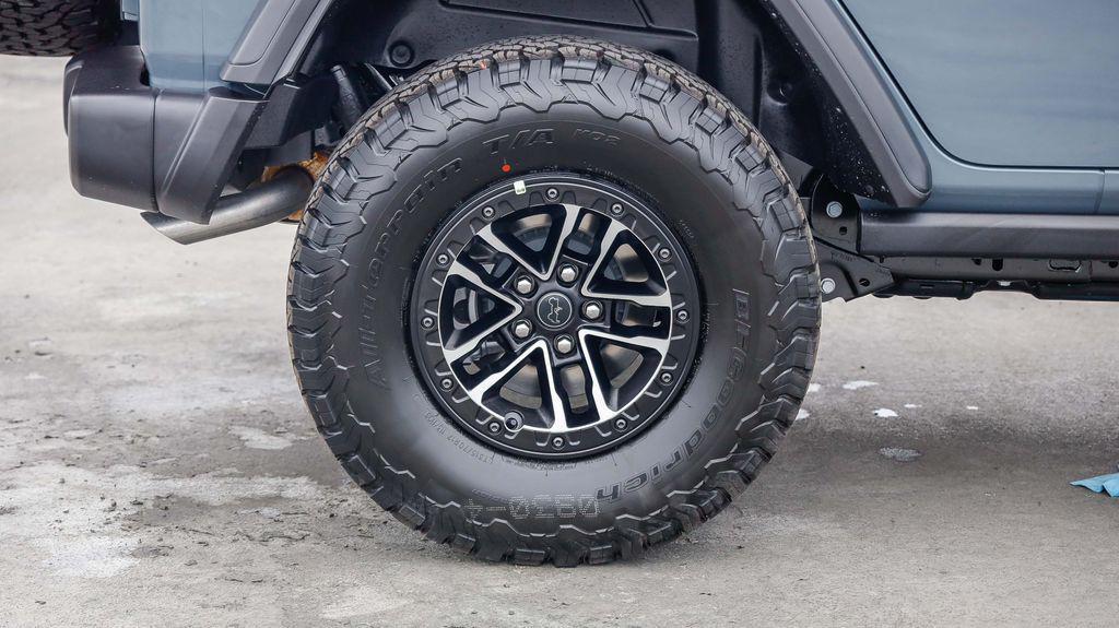 new 2025 Jeep Wrangler car, priced at $48,267