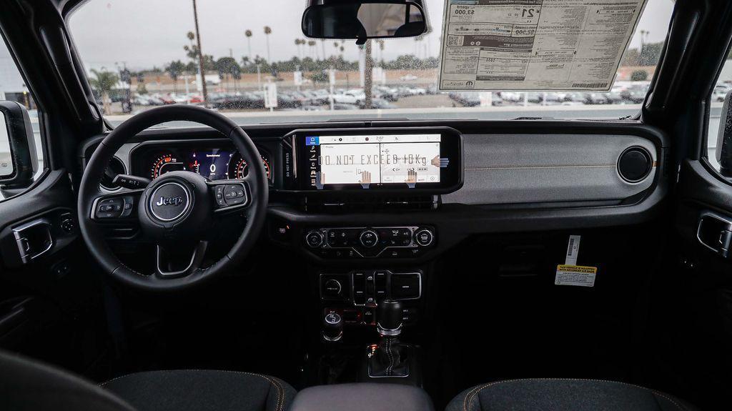 new 2025 Jeep Wrangler car, priced at $48,267