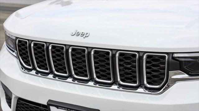 new 2025 Jeep Grand Cherokee car, priced at $34,580