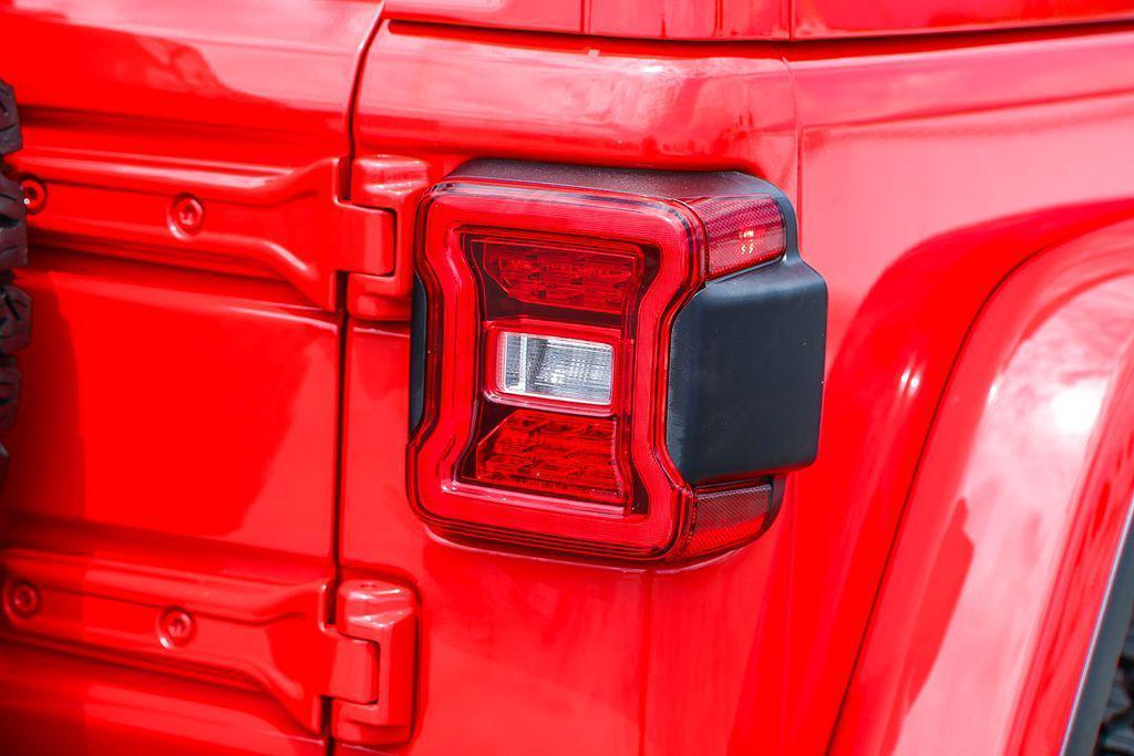 new 2025 Jeep Wrangler car, priced at $52,435