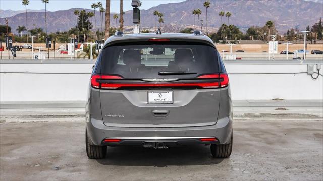 new 2025 Chrysler Pacifica car, priced at $52,120