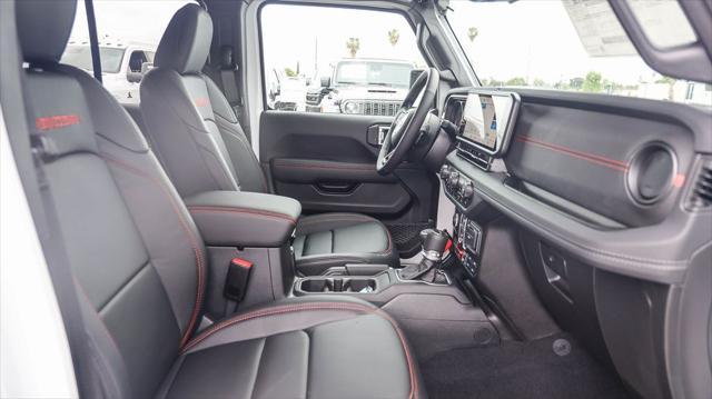 new 2025 Jeep Gladiator car, priced at $52,940