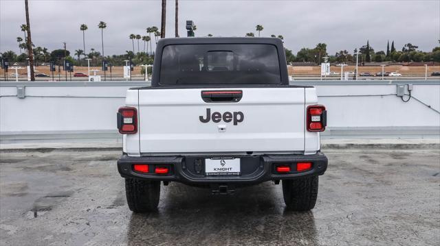 new 2025 Jeep Gladiator car, priced at $52,940